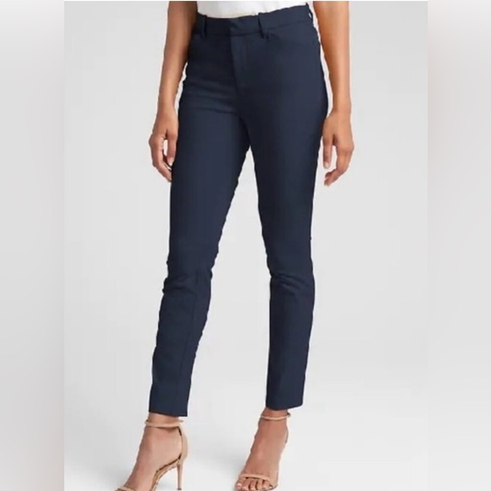 GAP Women's Size 2 Navy Blue Bistretch Slim Ankle Pant Cotton Spandex Business